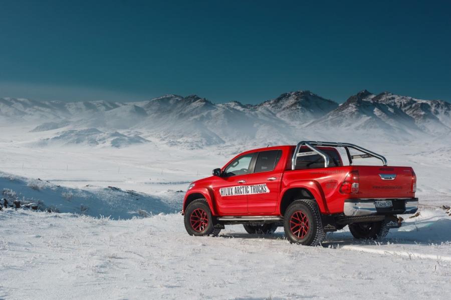  Arctic Trucks Toyota Hilux NG AT35 2016 года  (фото 11 из 12)